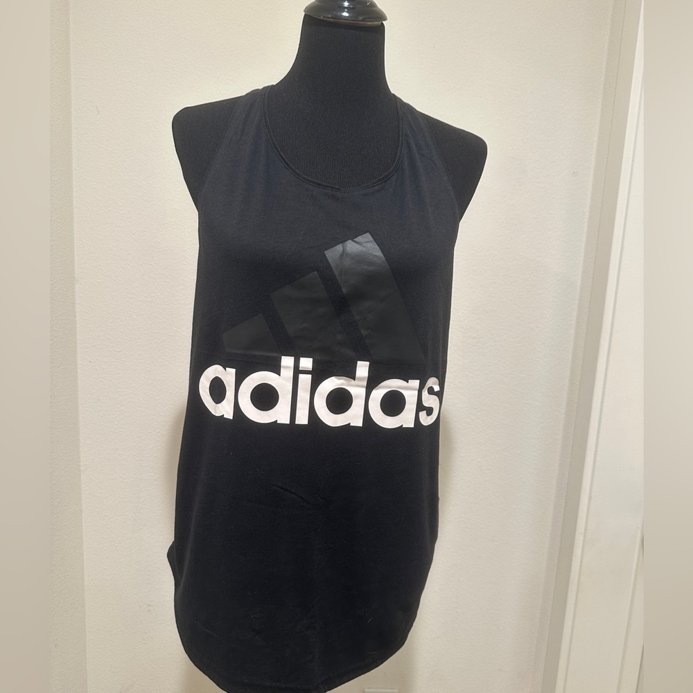 Adidas top